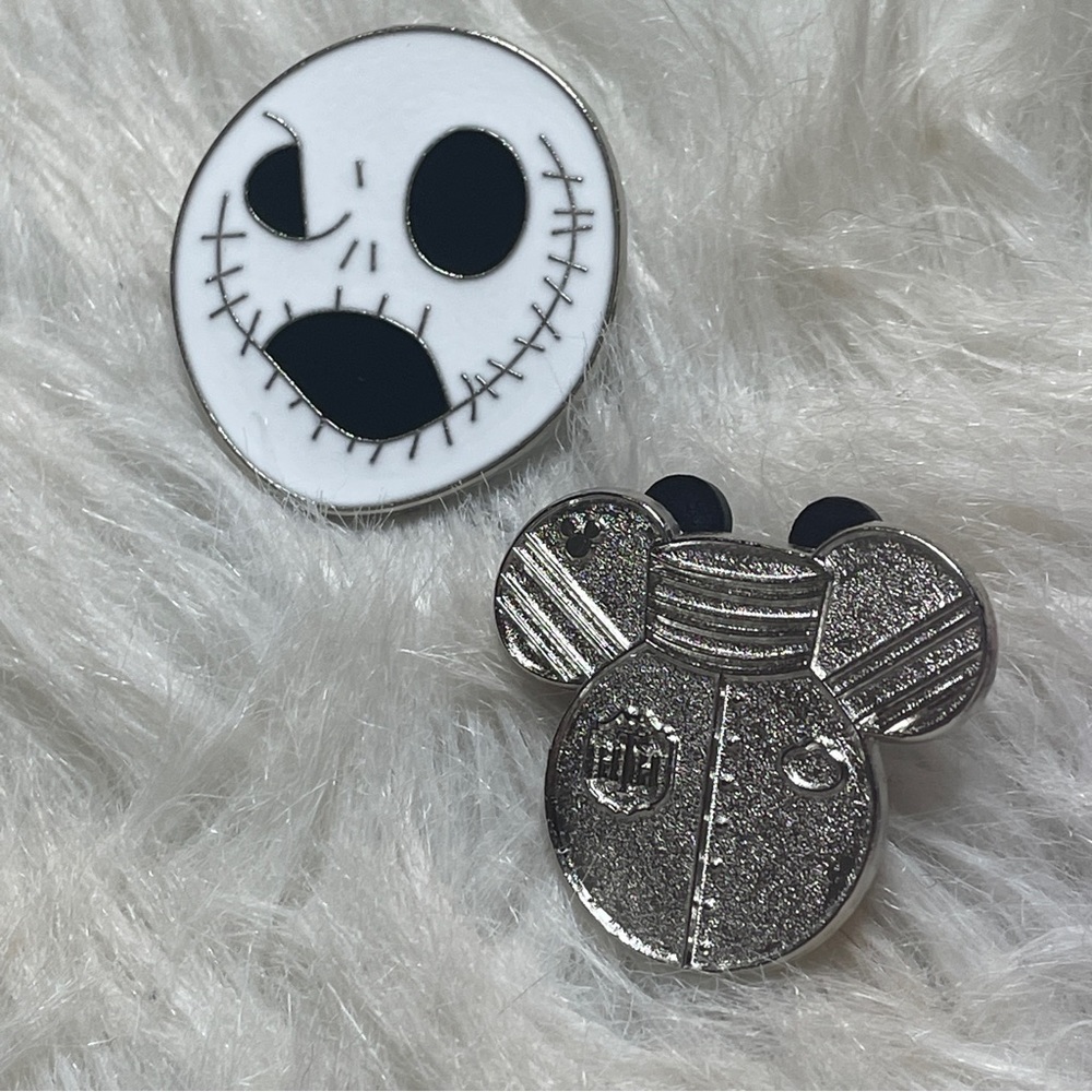 Disney trading pins